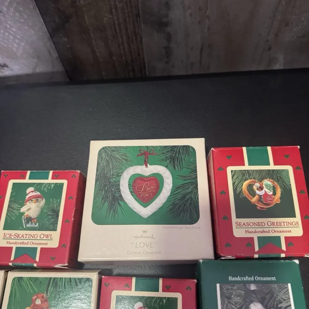 Hallmark raccoon does